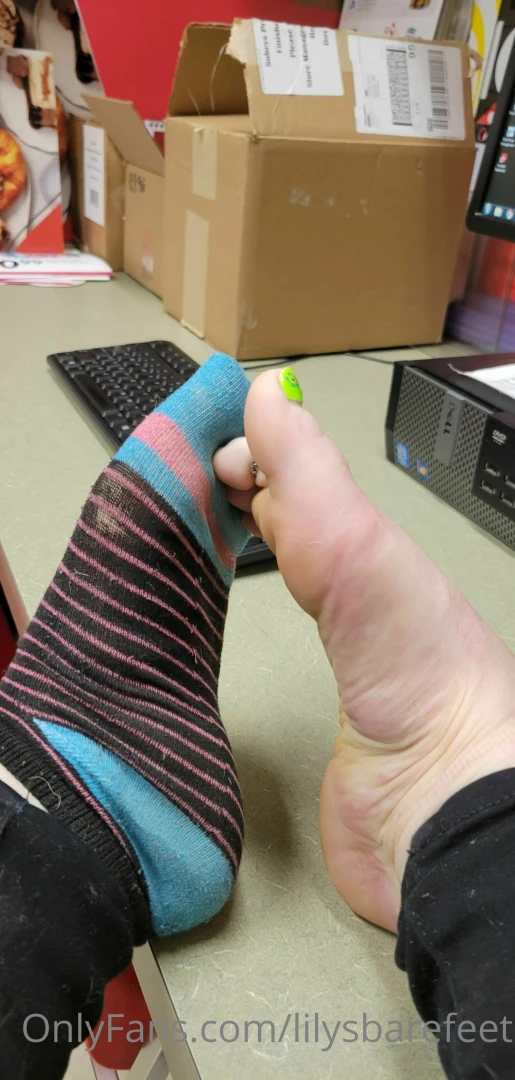 Took my shoes off at work again part 6 