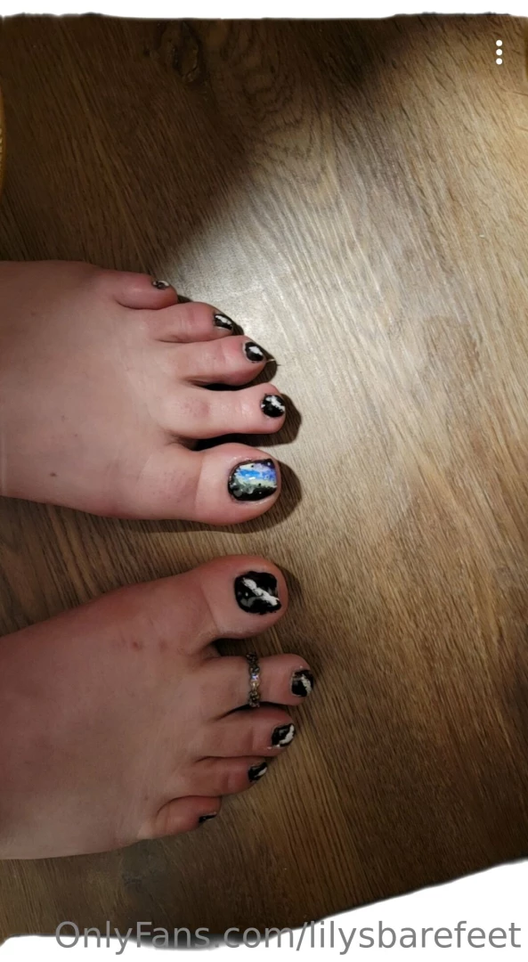 Galaxy toes 