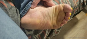 Little sock tease for u guys if u keep scrooling part 5