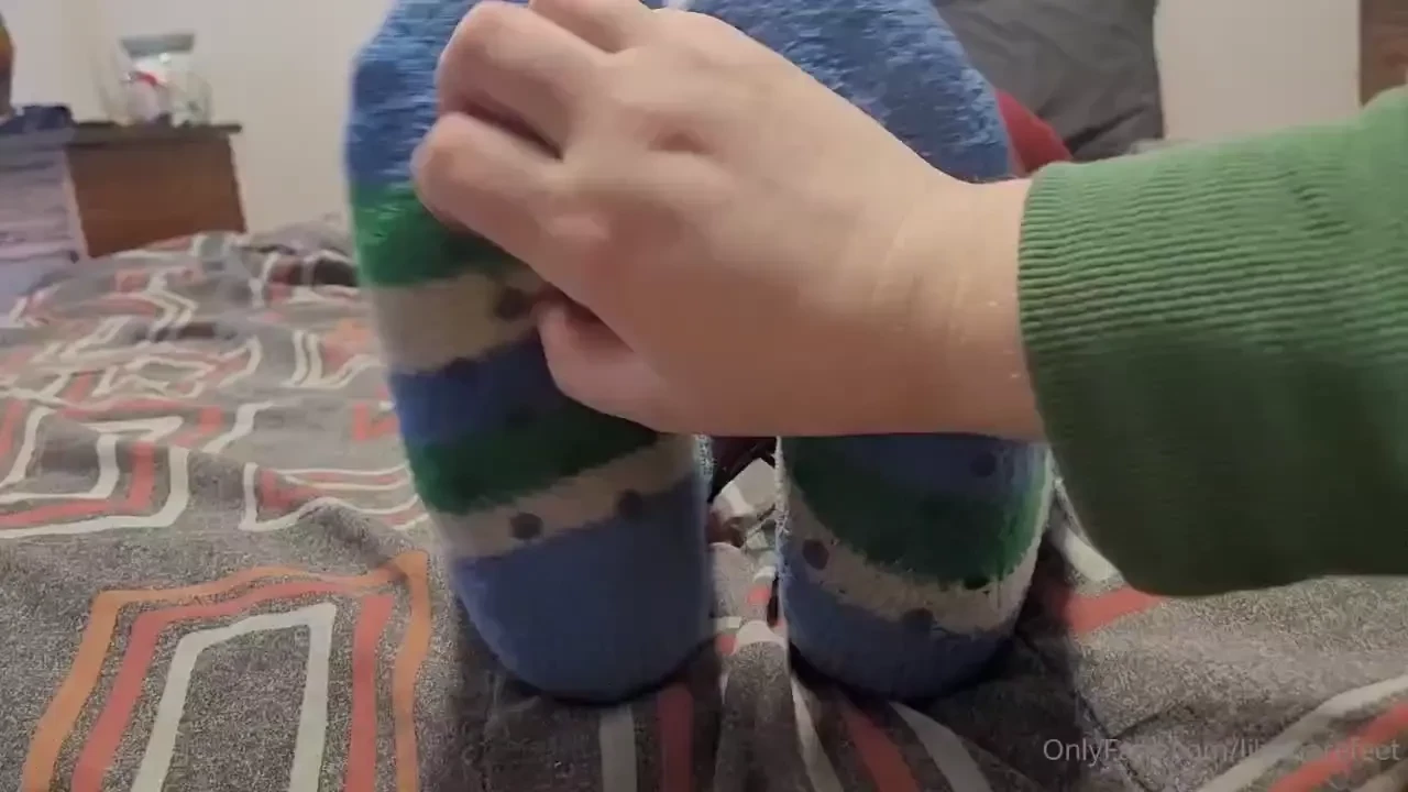 28 min tickling video for you guys my feet are tickled after a yoga 
