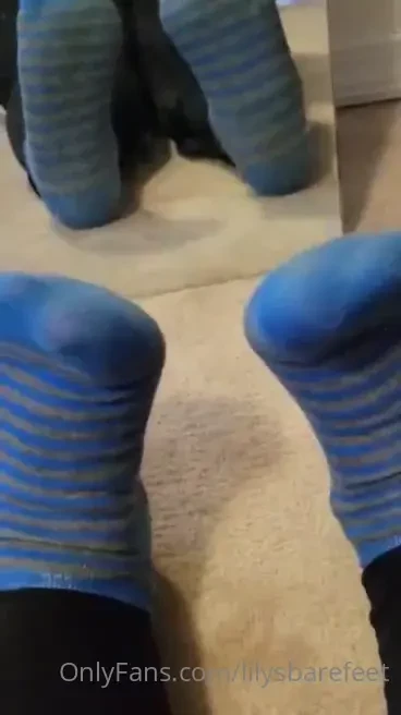 Striped socks and stirrup leggings joi 