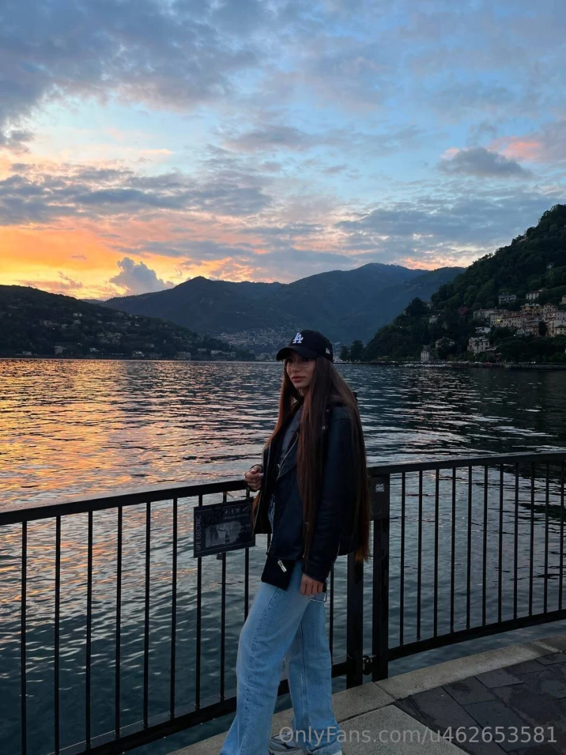 Guess where i am in this incredible photo hint is one of the most 
