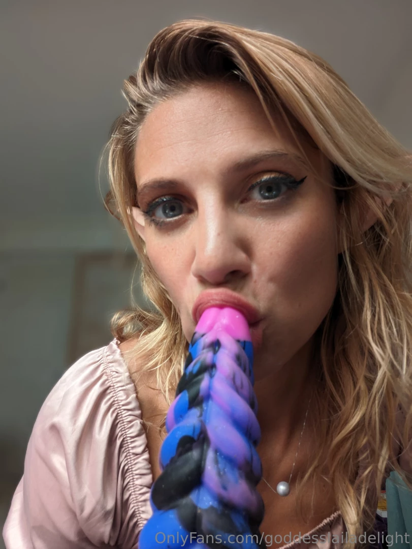 Tip 12 for orgasm video with this dildo in your dms 