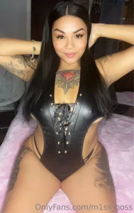 Do you think i m pretty buy something you think i d look good in off