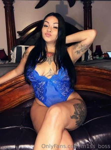 Happy milf monday like this is if i m your favorite milf