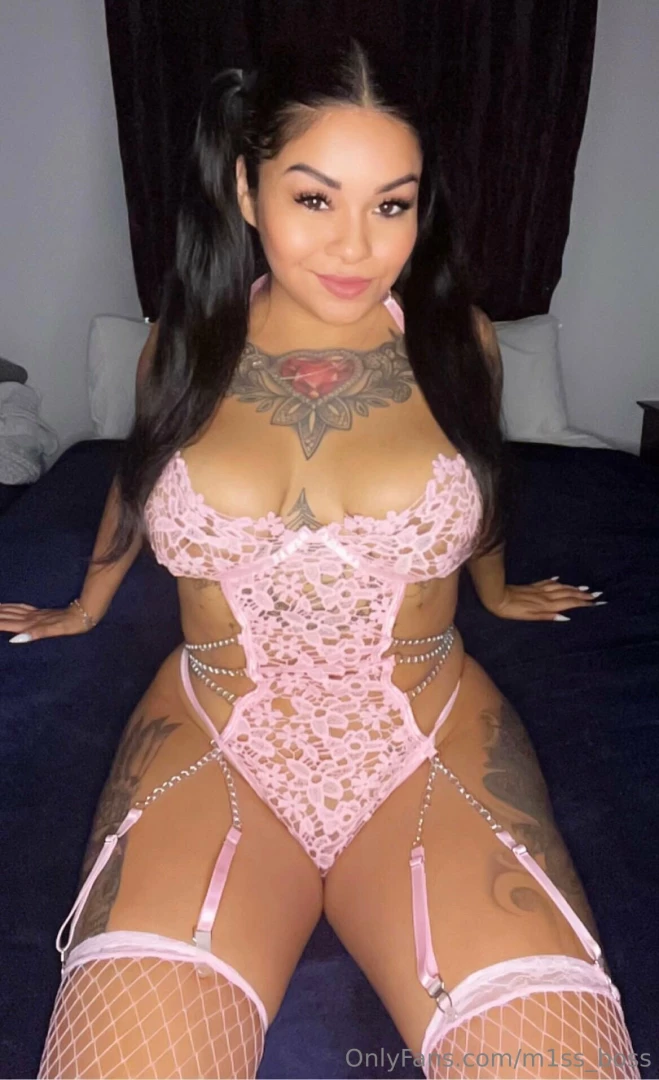 Happy milf monday like this if i m your favorite milf 