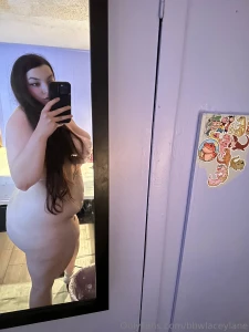 Like if i should go back to posting booty pics all the time part 1