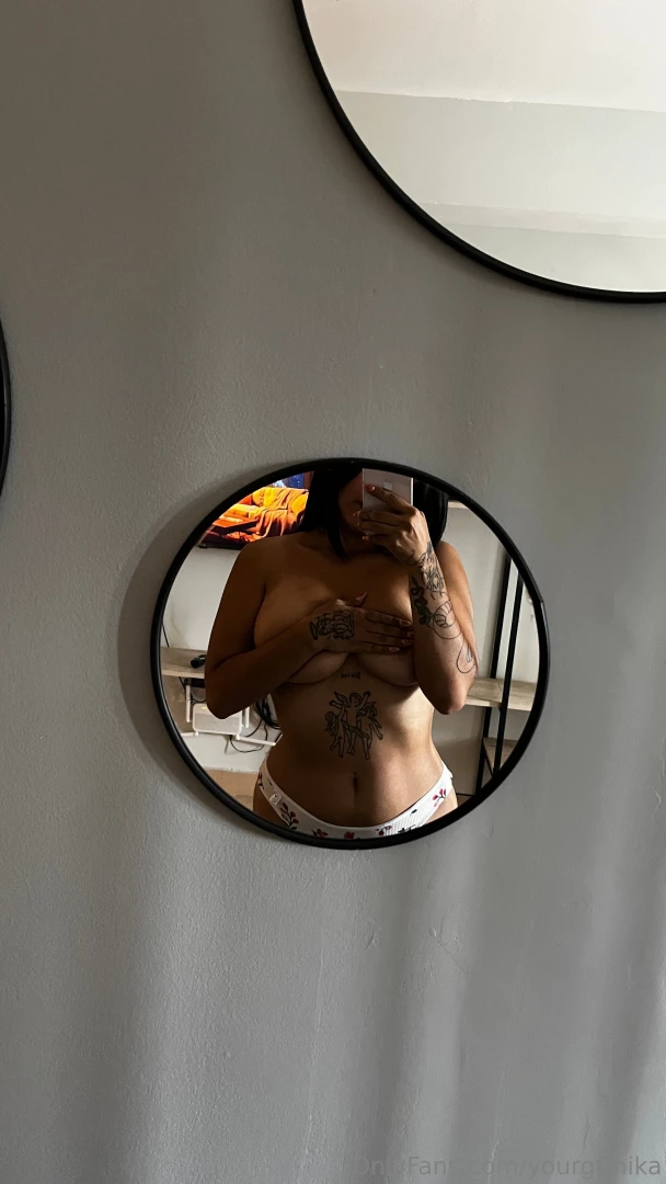 I want to be your little whore 