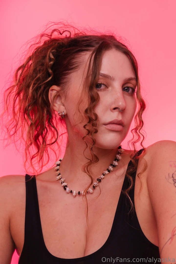 Went to a really cool photo shoot wait for the bombastic photos 