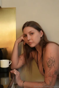 Coffee or tea which side are you on