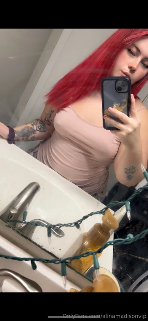 If you re not sending me dick pics wyd 