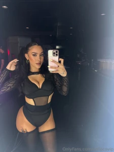 Live show schedule mon-wed 9 30pm