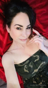 Feeling lonely fill this and get a 3 minute custom and a big xx bundle