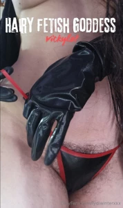 Hairy fetish goddess vickylatvip smell scents amp natural hips check part 2