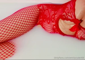 Milk bath monday let s get your week started off right 5 pics part 3