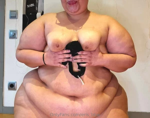 Baby come do you want to smell my panties