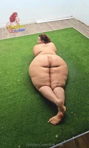 Does this seem like a good day for exhibitionism to you
