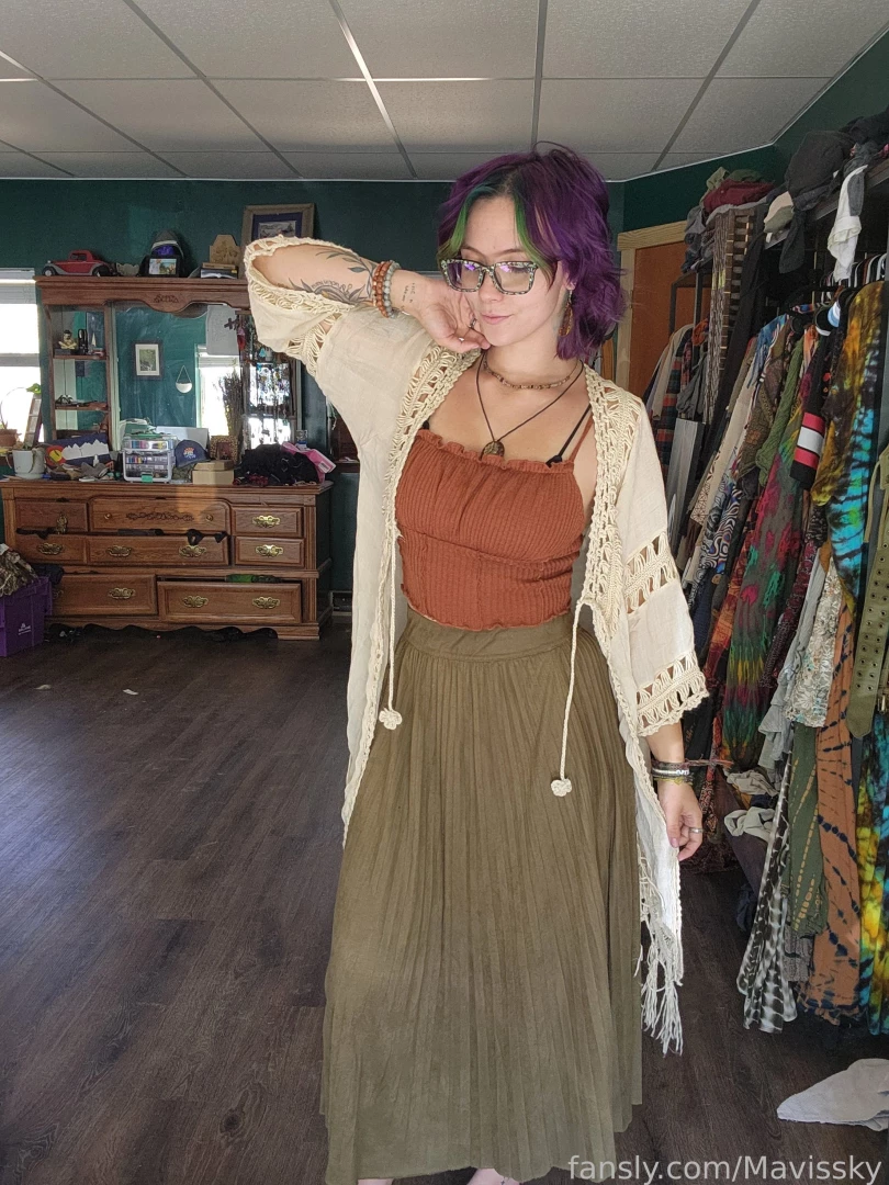 Here to remind you guys what i look like in the real world part 1 
