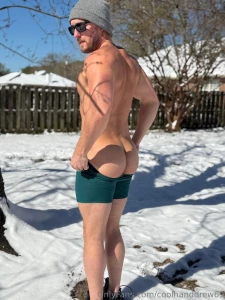 Showing off for the snow part 2