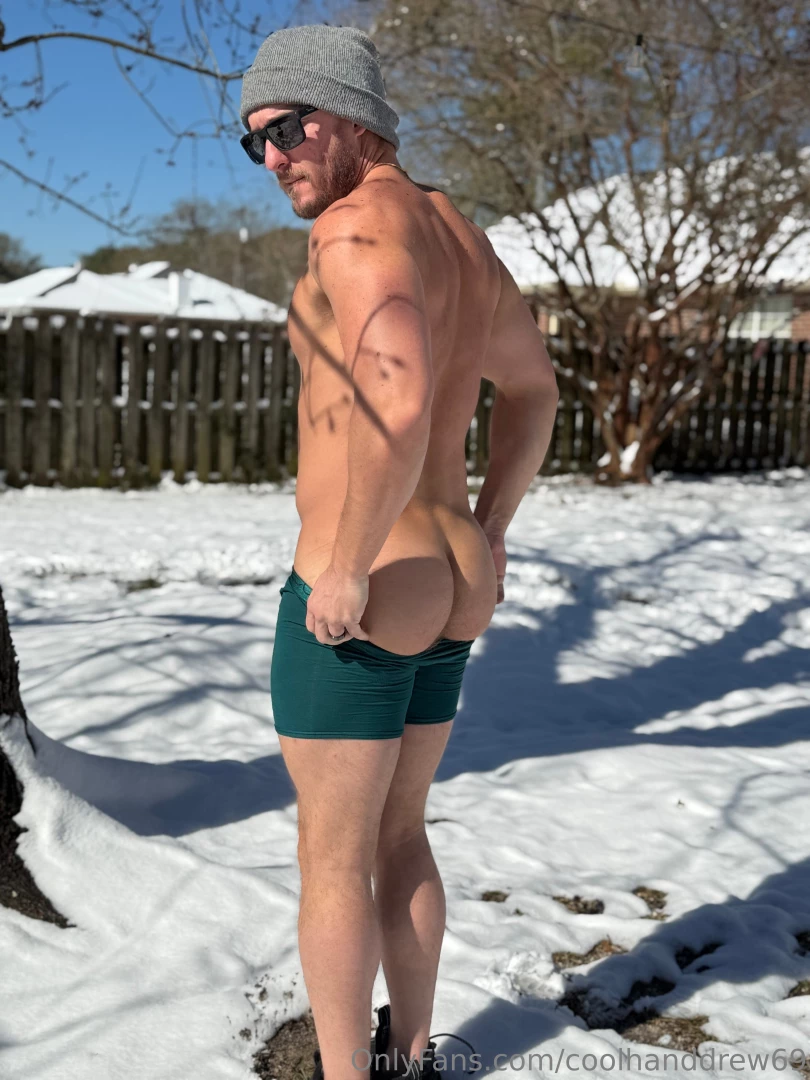 Showing off for the snow 