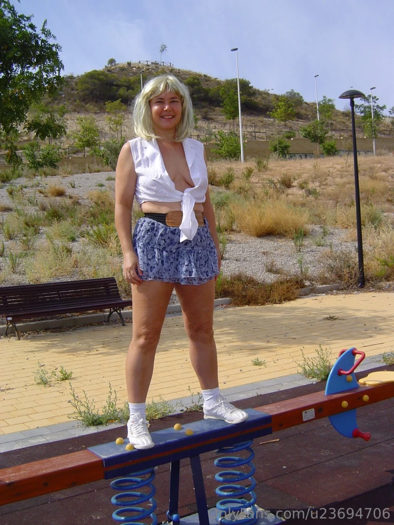 Erika with short skirt and no panties and bra part 1 