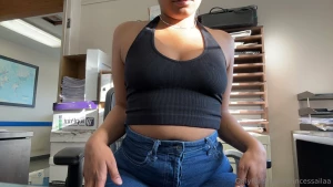 The outfit and the ass in the jeans happy friday part 1