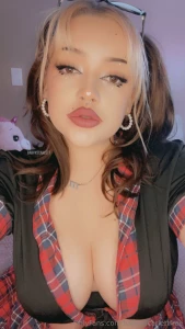Cute enough to kiss