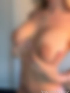 Left or right blonde dutch milf bigboobs fanslymodel sexy