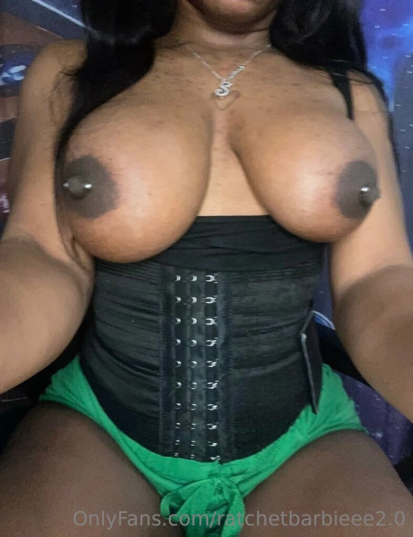 Which lips do you prefer 