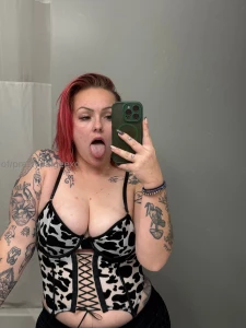 You re welcome now go watch me fuck myself on my vip prettypaigeexxx