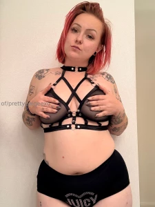 Send a tip amp i ll show you my tits in this top part 1