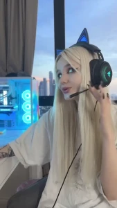 Can i be your personal gamer girl cosplay fyp egirl blond cutie petite