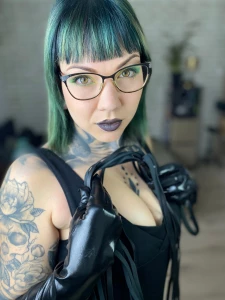 Would you submit to my power and let me captivate your every desire