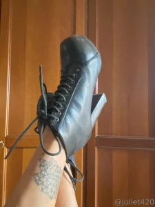 If you love used shoes dm me or visit my vinted search 420july on
