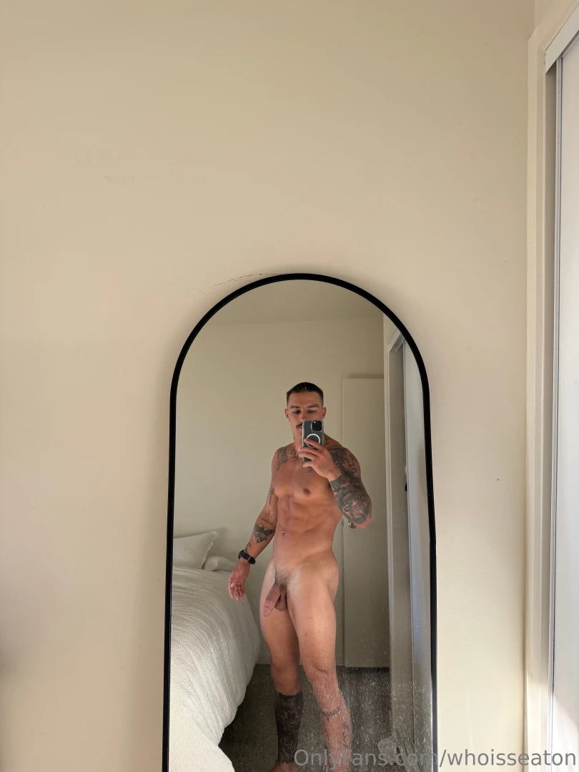 Keen to get my cock hard tonight for ya ll 