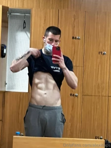 Are you coming to the gym shower with me