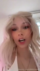 Had to interrupt my work today because i was tooo horny and couldn t part 1