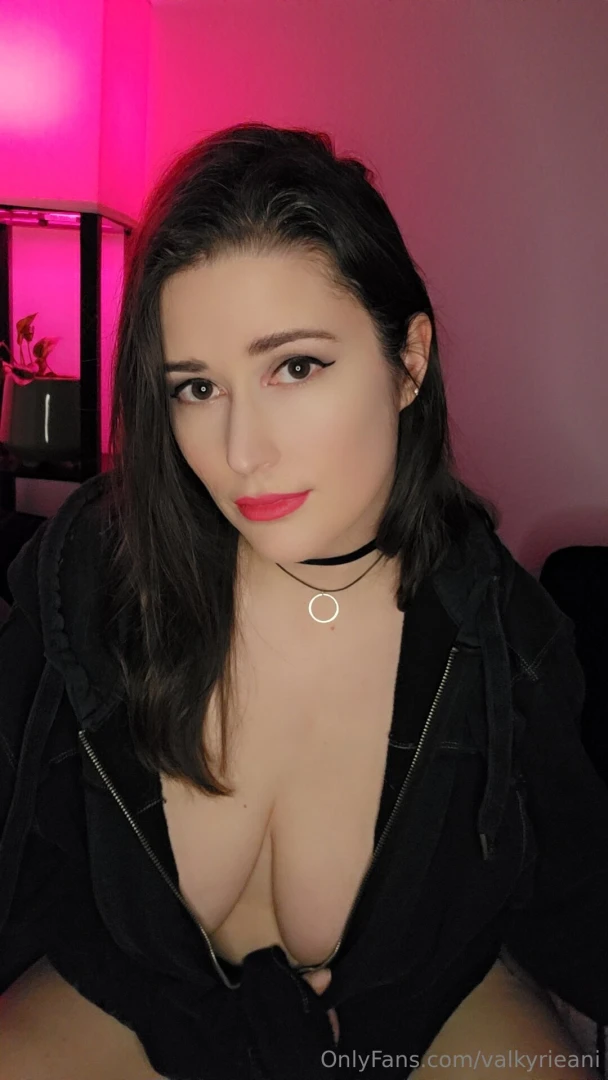 Slacked off a little during the break but i did get to enjoy a drink part 2 