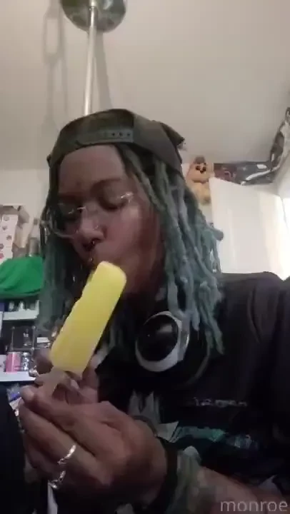 It s so hot and i have no one to share with part 1 