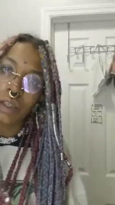 Brush your teeth throughly kids 