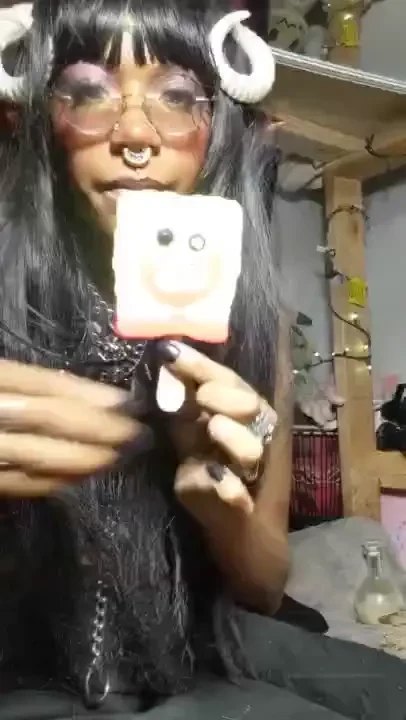 Would this be considered vore 