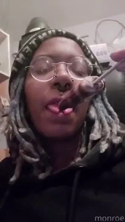 I needed something cold to ease my hurting mouth it did not help 