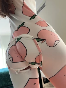 Hope you think i look pretty before we started shooting because i look