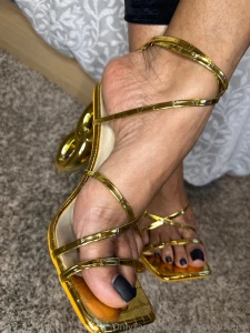 Peachfeetmami pics 2 part 3