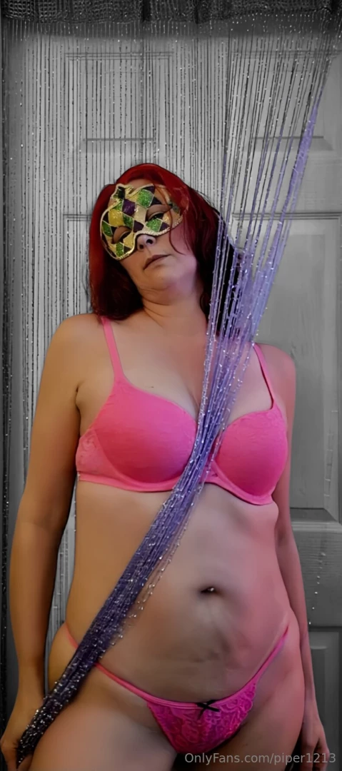 Getting some mardi gras related stuff together 