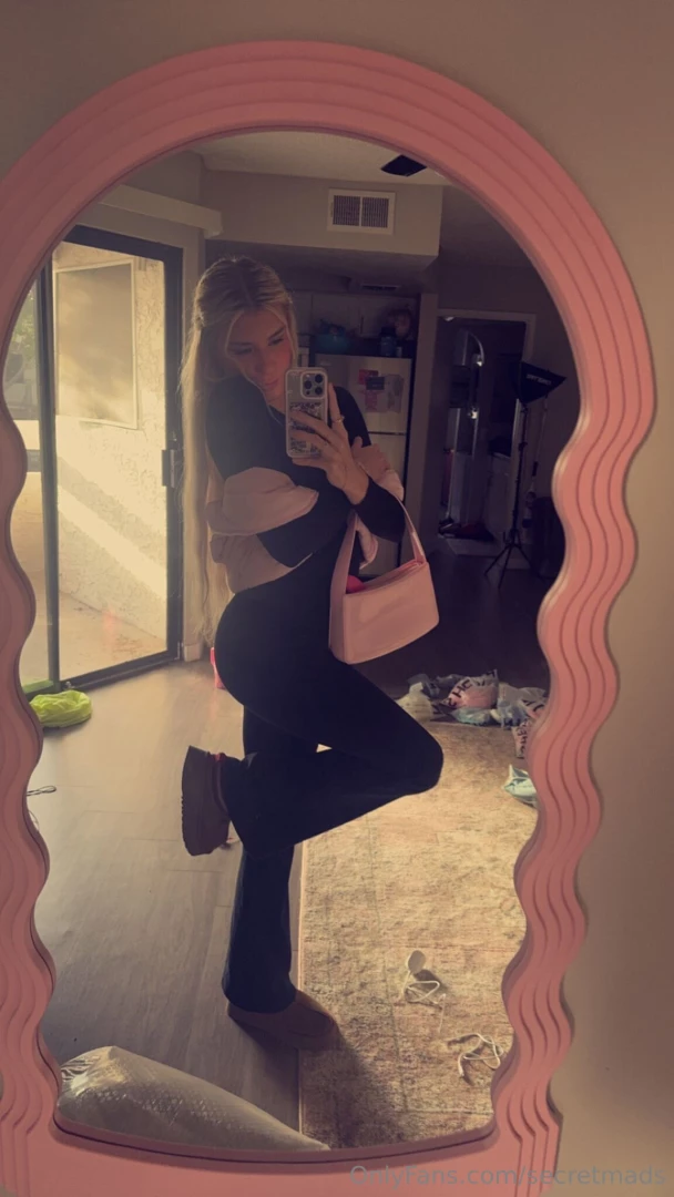 Onlyfans live later 10 pm mst 