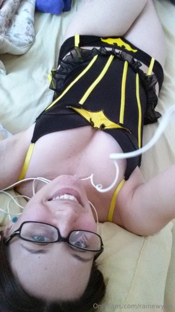 Some tbt trivia who knew your girl was so into batman 