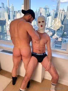 When the canadian top hooks up with nyc s hungriest bottom