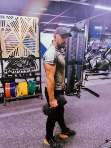 Would you do a gym session with me