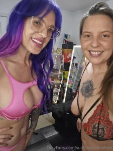 If you missed my live with this sexy babe check your dm for the sexy